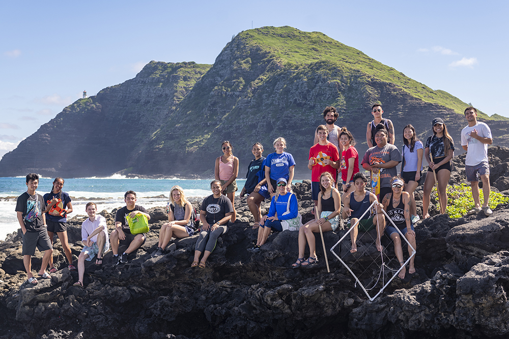Environmental Studies and Sciences students at Makapuu Tidepools for a class project